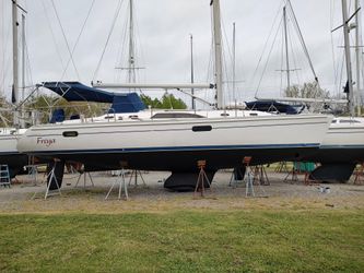 44' Catalina 2015 Yacht For Sale
